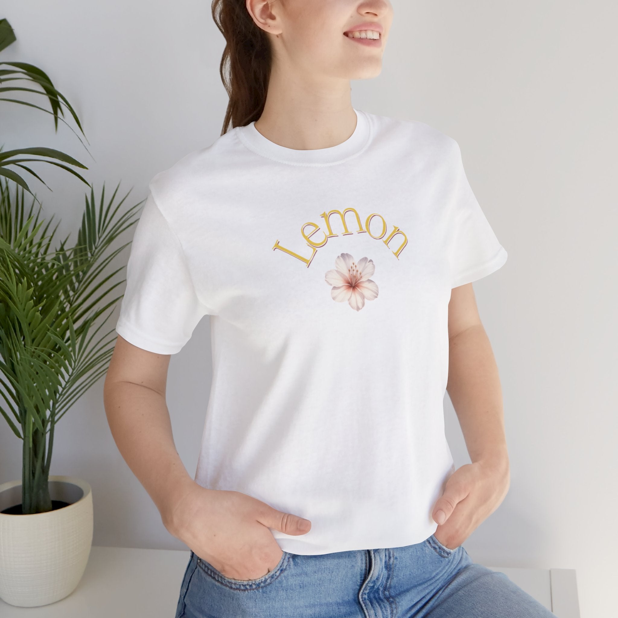 Lemon Floral Tee — Vintage Citrus Graphic Short Sleeve Shirt