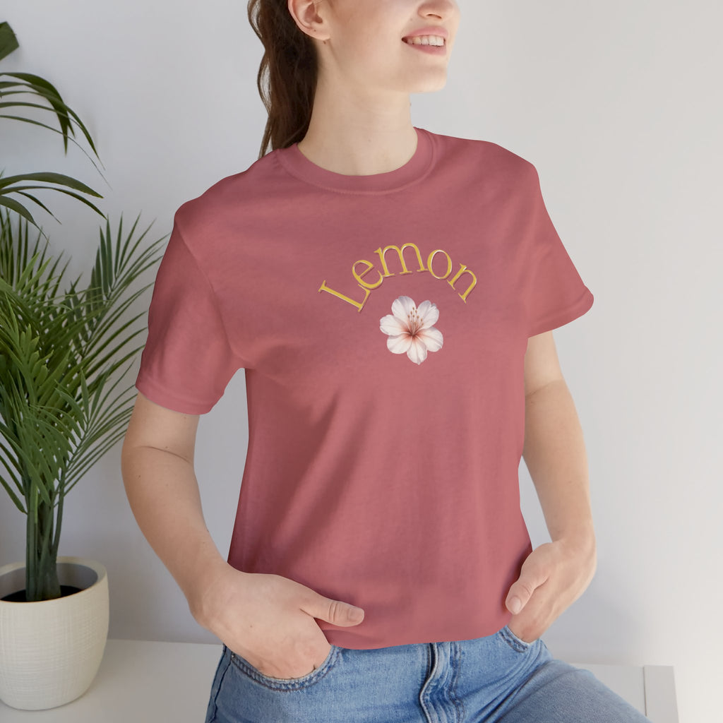 Lemon Floral Tee — Vintage Citrus Graphic Short Sleeve Shirt